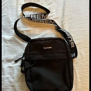 Supreme Shoulder Bag SS18 AUTHENTIC